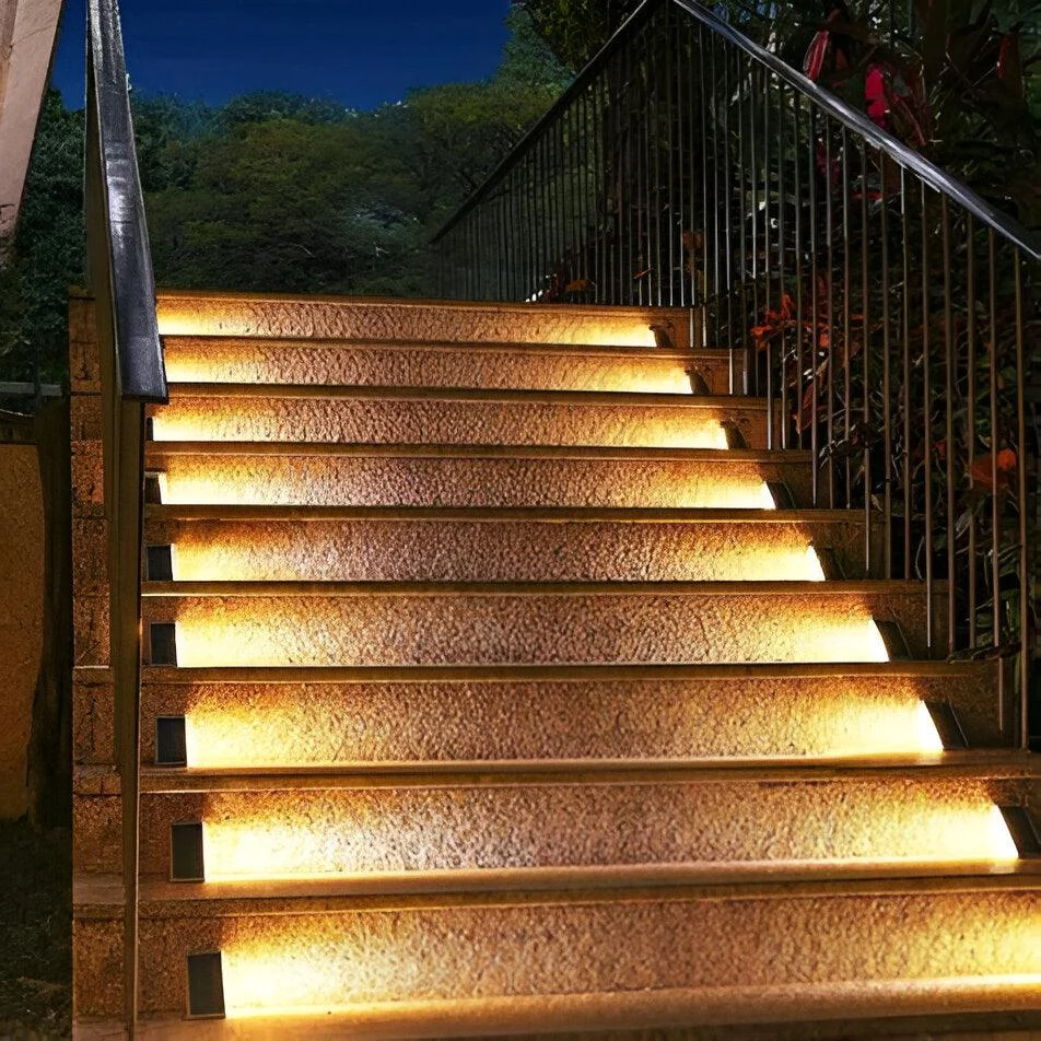 2-6_Pack_Triangular_Step_Lights_-_IP67_Solar_Light_-_Garden_Decoration_Light_-_-_tag1_-4117087 2/6 Pack Triangular Step Lights - IP67 Solar Light - Garden Decoration Light - - #tag1#