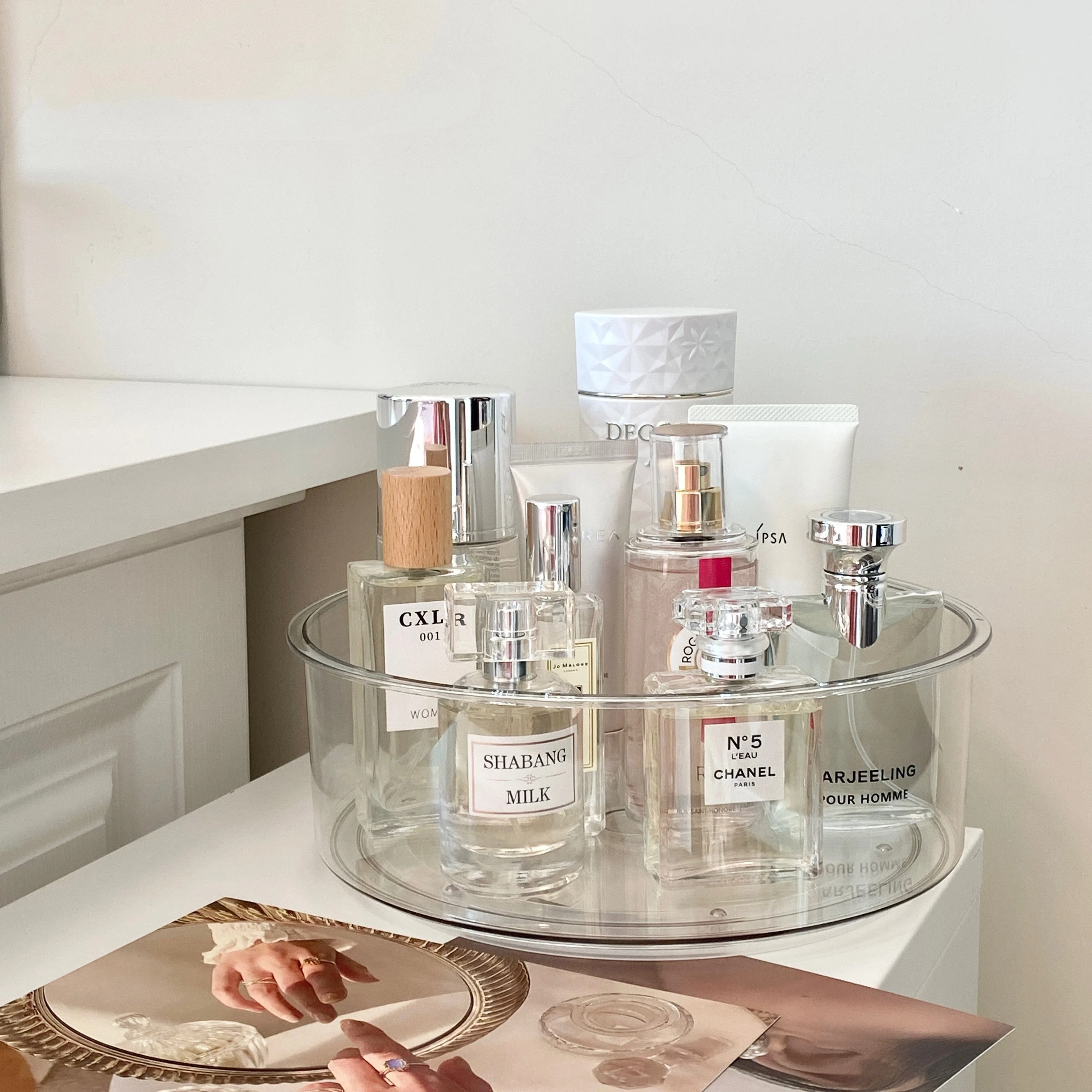 360 Degree Rotating Cosmetic Storage Box Acrylic Transparent Ins Desktop Finishing Perfume Tray Skin Care Product 71b92f7c 8826 494a 9240 65a4600562a9