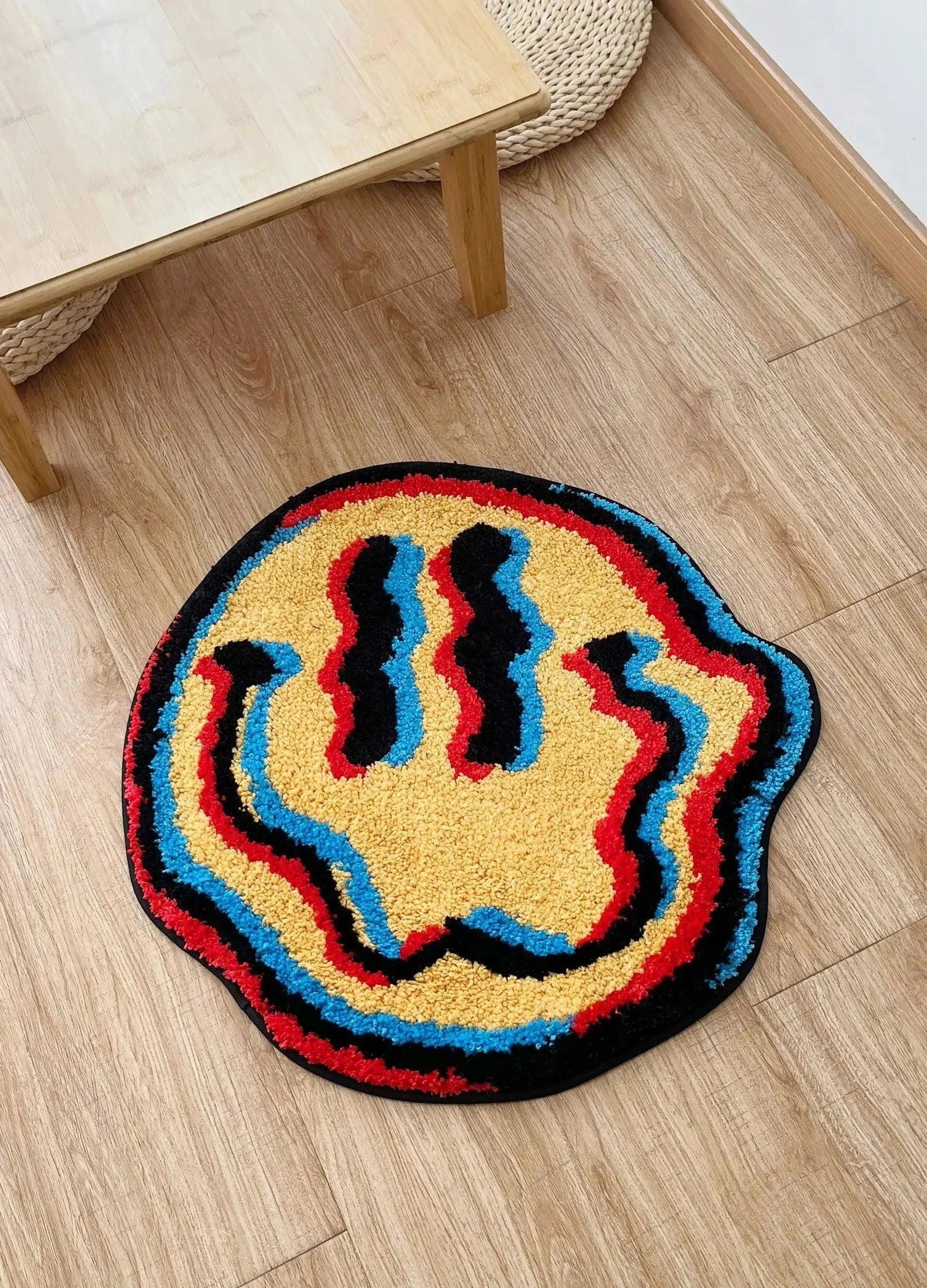 3D_Smiling_Face_Hand-Crafted_Rug_-_-4117221 3D Smiling Face Hand-Crafted Rug -