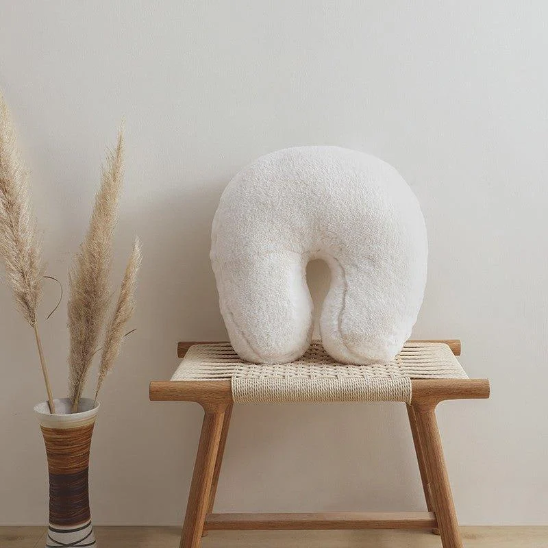 3d Sculpture Throw Pillow And Plush Cushion Patchandbagel 264182