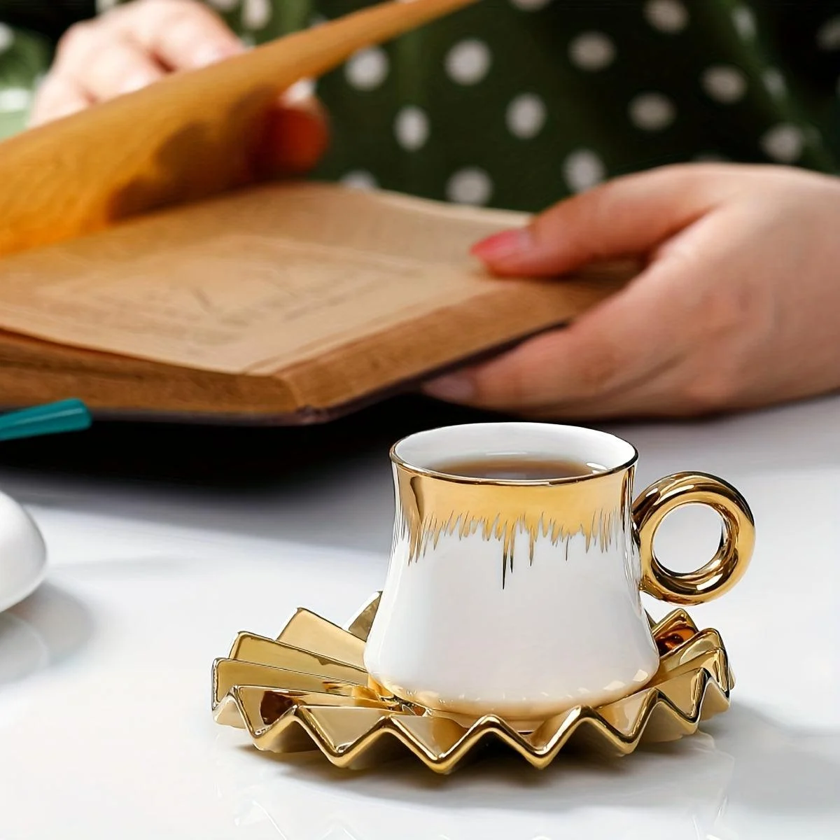 6_Sets_Coffee_Cups_And_Saucers_With_Golden_Trim_And_Gift_Box_Vintage_Tea_Cups_Set_-_-_tag1_-4124433 6 Sets, Coffee Cups And Saucers With Golden Trim And Gift Box, Vintage Tea Cups Set - - #tag1#