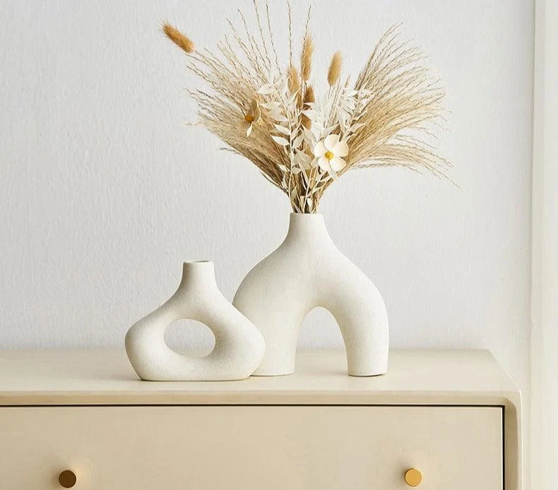 Abstract_Ceramic_Hollow_Ring_Vase_For_Pampas_-_-4118061 Abstract Ceramic Hollow Ring Vase For Pampas -