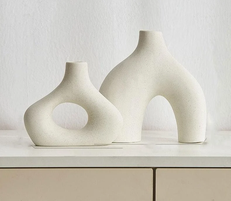 Abstract_Ceramic_Hollow_Ring_Vase_For_Pampas_-_-4118066 Abstract Ceramic Hollow Ring Vase For Pampas -