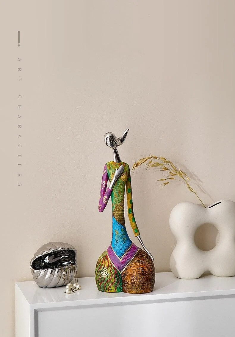 Abstract_Painted_African_Woman_Figurine_Statue_-_-4119068 Abstract Painted African Woman Figurine Statue -