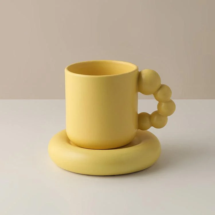 Aestheticmuginplumpshapewithpearlballhandledesign20 8acddb65 3808 40b5 86f9 Dba002e87067