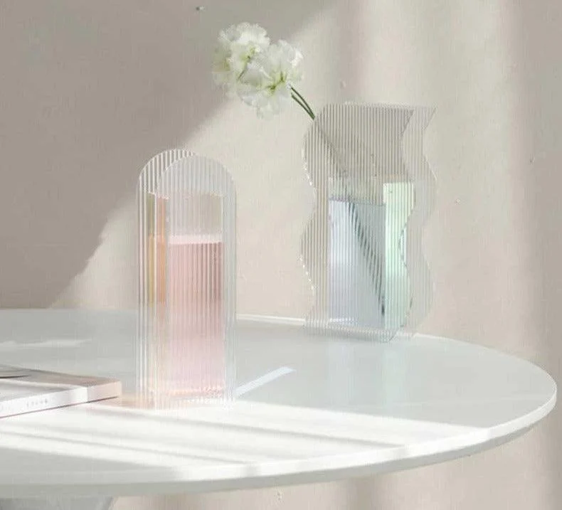 Aesthetic_Iridescent_Clear_Acrylic_Vase_-_-4121067 Aesthetic Iridescent Clear Acrylic Vase -