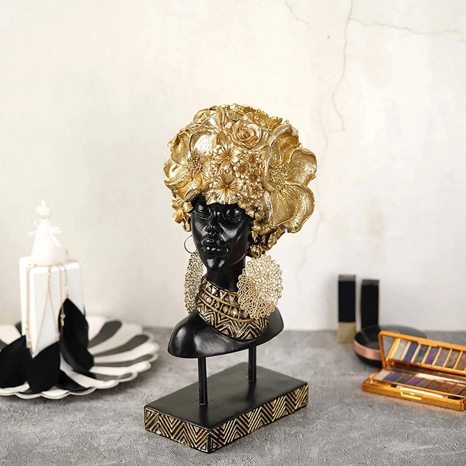 African_Woman_Sculpture_-_-4121986 African Woman Sculpture -