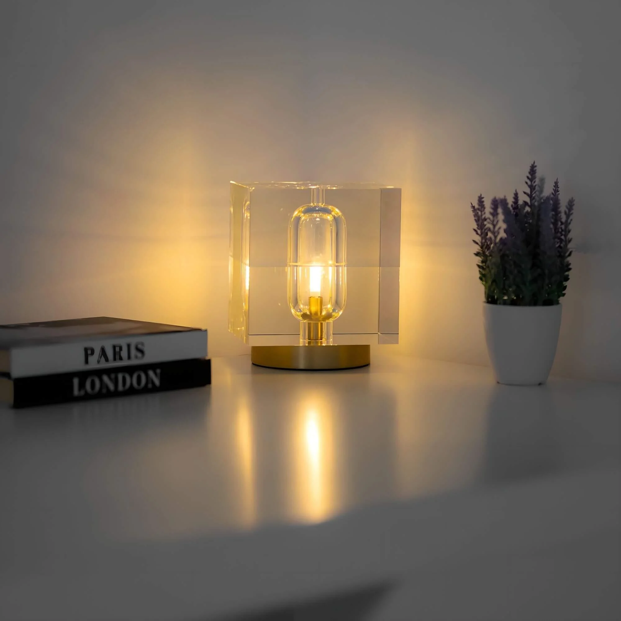 Amarjotkristalltischlampe Elegantesdesignwarmweissesled Licht
