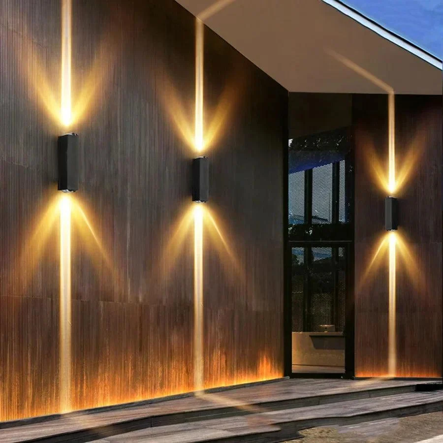 AquaPulse_-_Waterproof_LED_Spot_Lamp_-_-4127033 AquaPulse - Waterproof LED Spot Lamp -