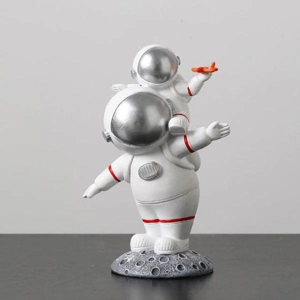 Astronaut_Family_Decorative_Figurine_-_-4129803 Astronaut Family Decorative Figurine -