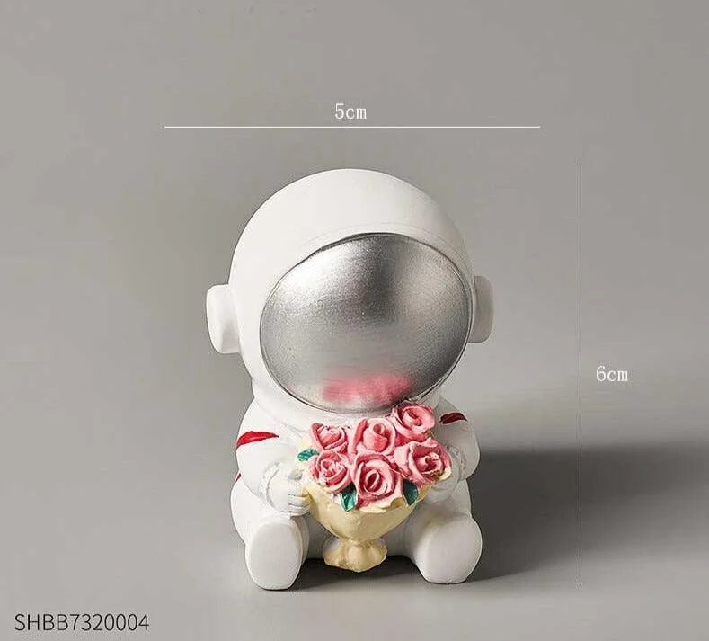 Astronaut_Figure_Statue_Spaceman_Sculpture_-_-4129853 Astronaut Figure Statue Spaceman Sculpture -