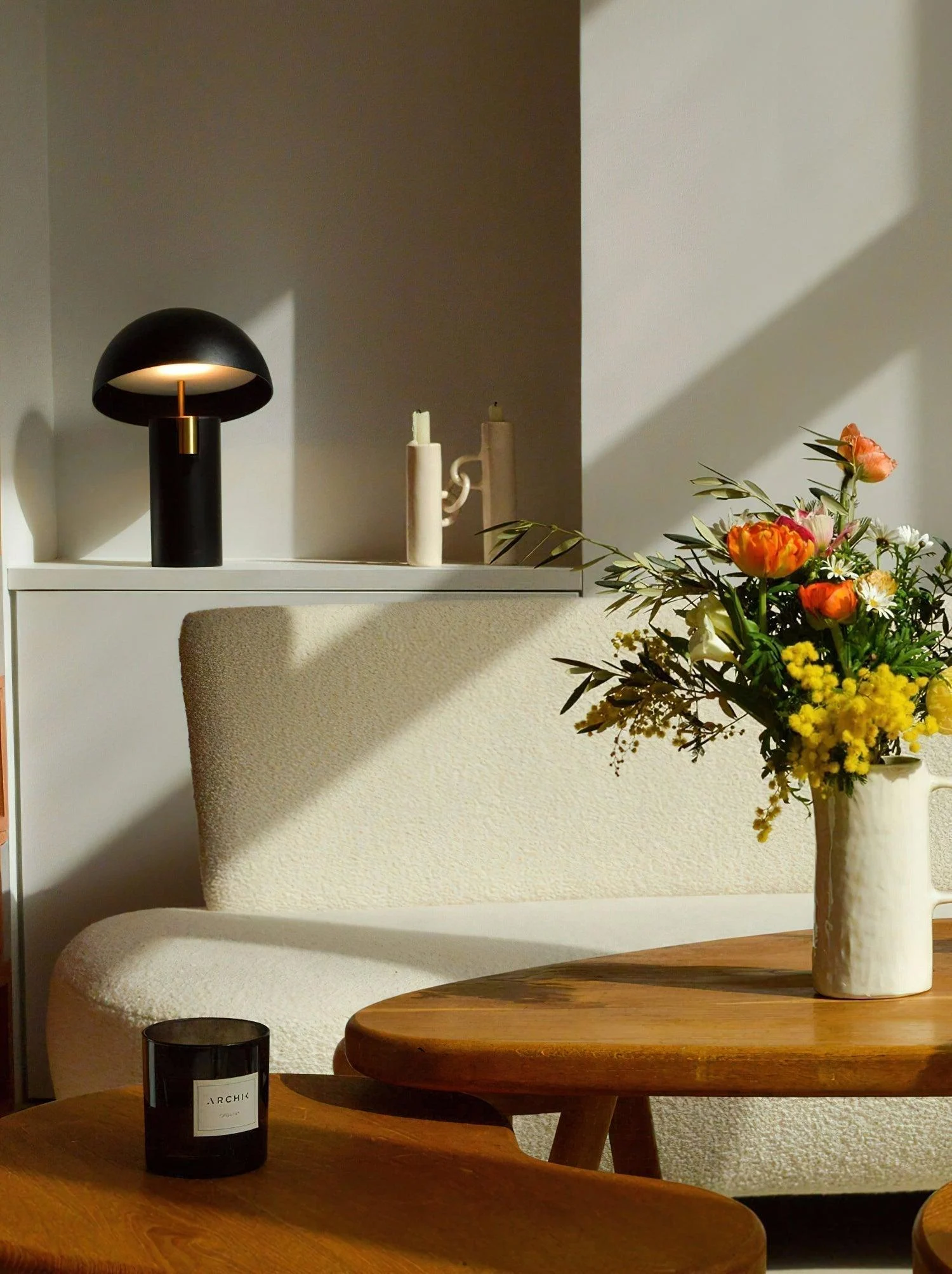 Avora_Stylish_Table_Lamp_with_Modern_Design_-_-_tag1_-4142448 Avora – Stylish Table Lamp with Modern Design - - #tag1#