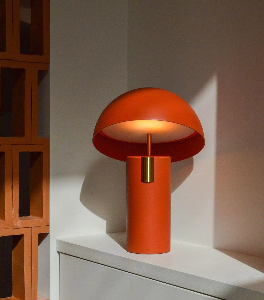 Avora_Stylish_Table_Lamp_with_Modern_Design_-_-_tag1_-4142466 Avora – Stylish Table Lamp with Modern Design - - #tag1#