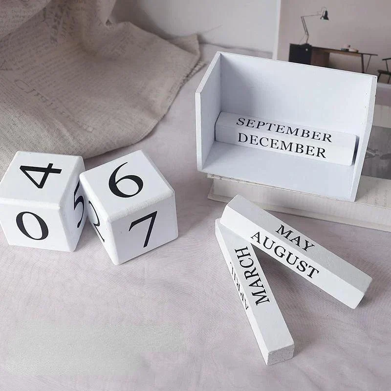 Black_White_Wooden_Block_Calendar_-_-4138399 Black & White Wooden Block Calendar -