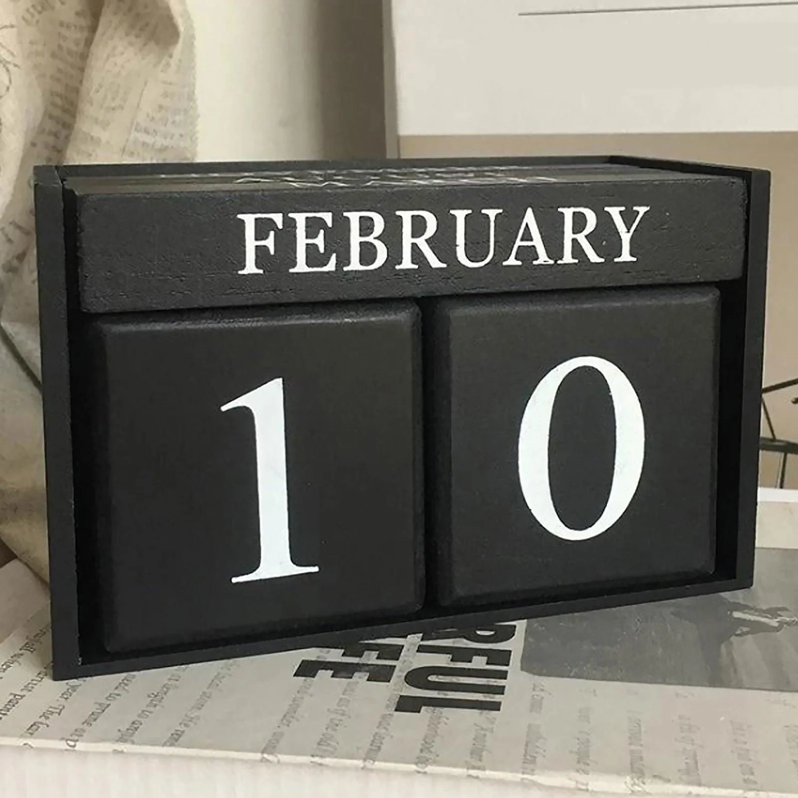 Black_White_Wooden_Block_Calendar_-_-4138430 Black & White Wooden Block Calendar -