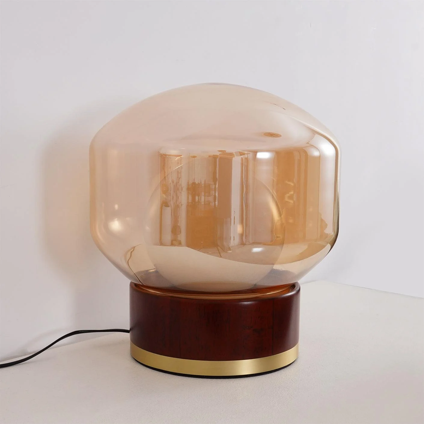 Boule_Table_Lamp_1 Boule Table Lamp 1