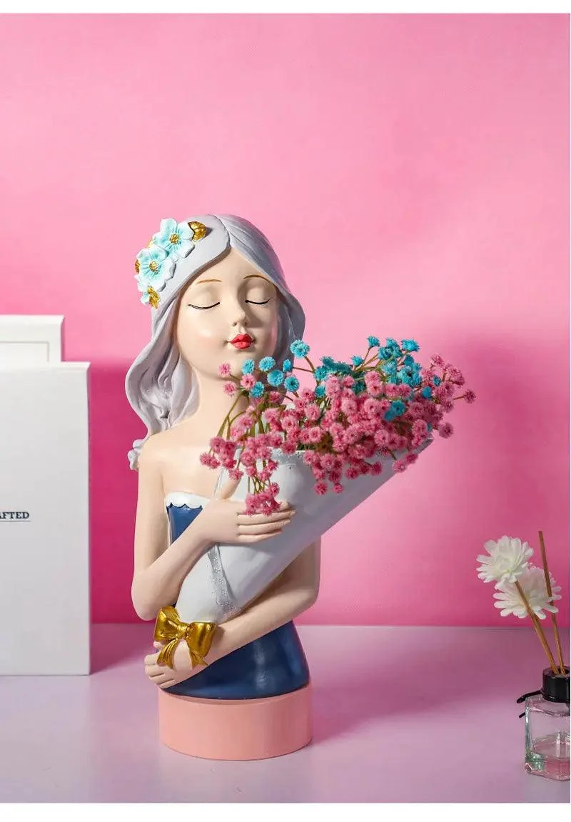 Bouquet_Girl_Sculpture_-_-4143376 Bouquet Girl Sculpture -