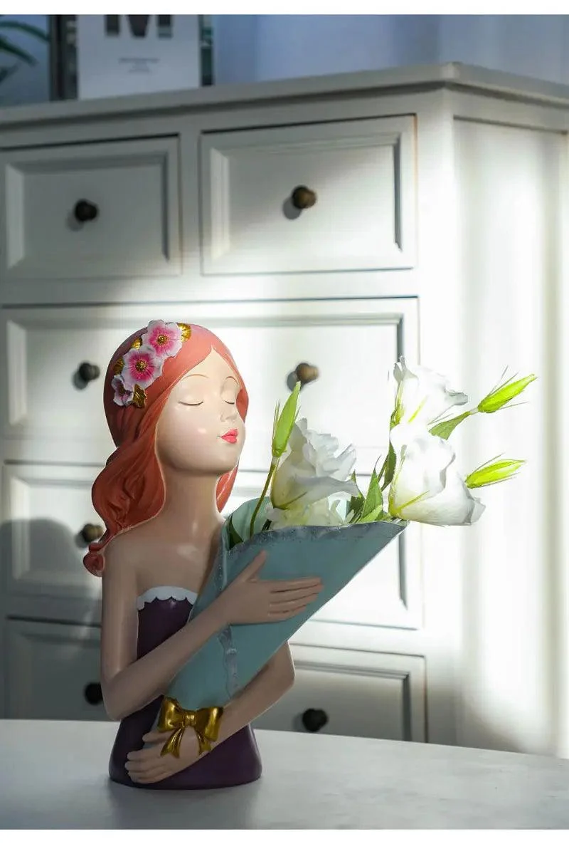 Bouquet_Girl_Sculpture_-_-4143390 Bouquet Girl Sculpture -