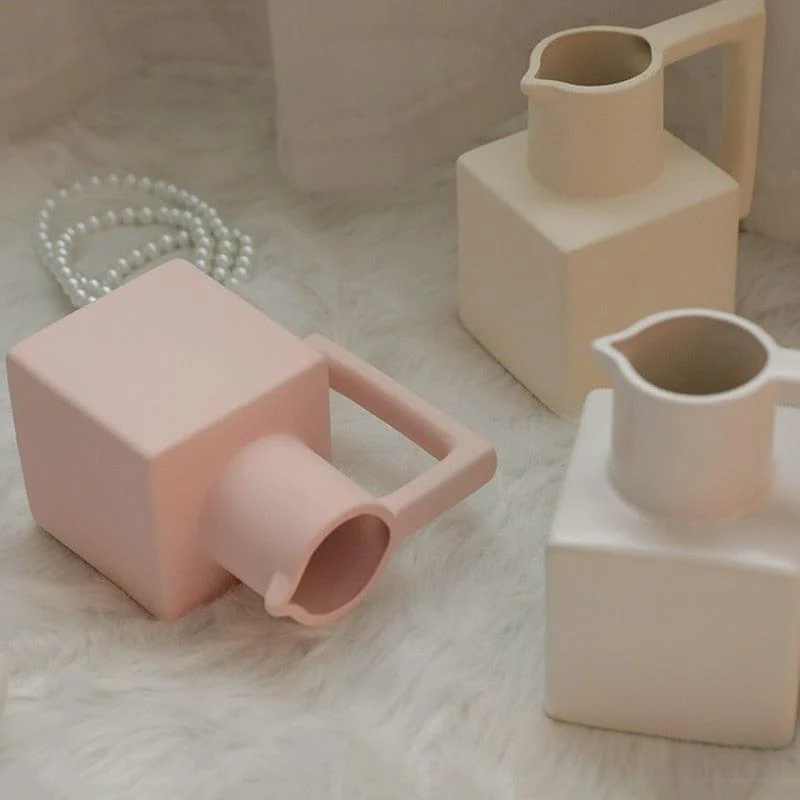 Brigid Vase -
