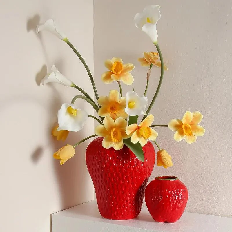 Ceramic-Vase-Artificial-Strawberry-Vase-Fruit-Cartoon-Strawberry-Flower-Pot-Terrarium-Flower-Vase-Home-Decoration-Accessories_305a62e3-1ab2-4df6-a19d-4ce683b2ff33 WhimsyBerry - Ceramic strawberry vase - ISTANBULLU LTD