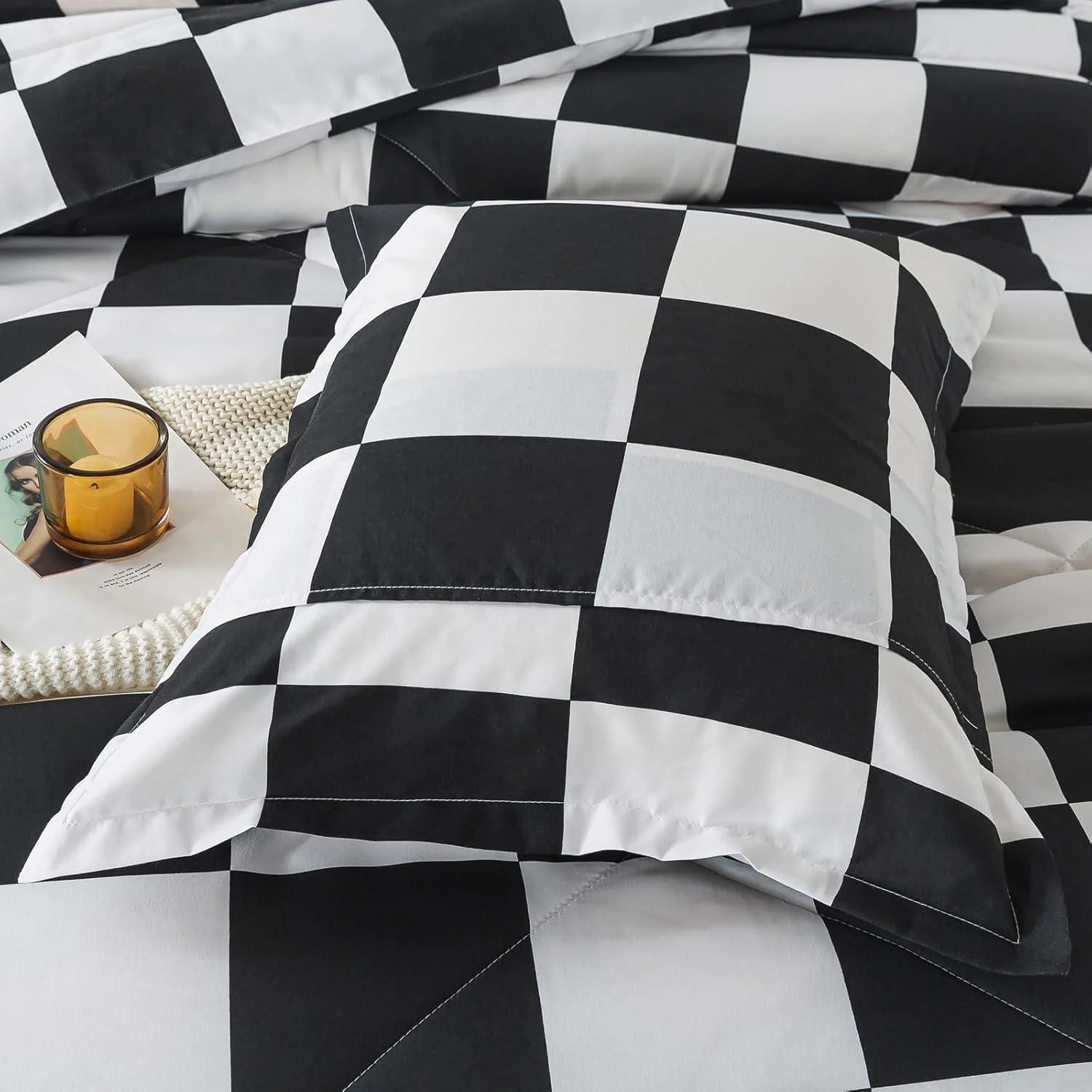 Checkered_Charm_Bedding_Set_-_Single-Queen_Size_Ensemble_-_-4155269 Checkered Charm Bedding Set - Single/Queen Size Ensemble -