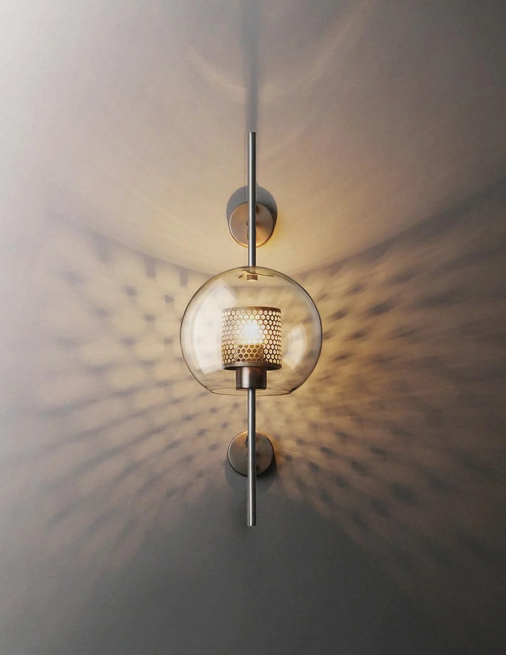 Chiswick_Glass_Wall_Lamp__17_7888d455-f718-4871-9c06-8e67c58a967e Chiswick Glass Wall Lamp 17 7888d455 F718 4871 9c06 8e67c58a967e