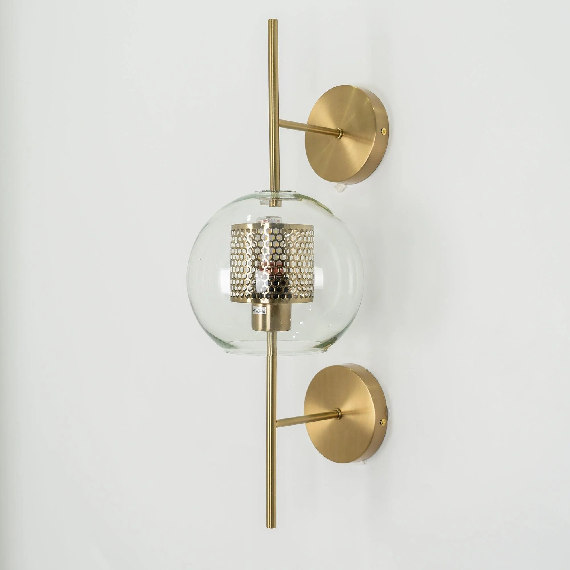 Chiswick_Glass_Wall_Lamp__8_da6ef746-a5b3-4686-afca-5232c2537f5b Chiswick Glass Wall Lamp 8 Da6ef746 A5b3 4686 Afca 5232c2537f5b