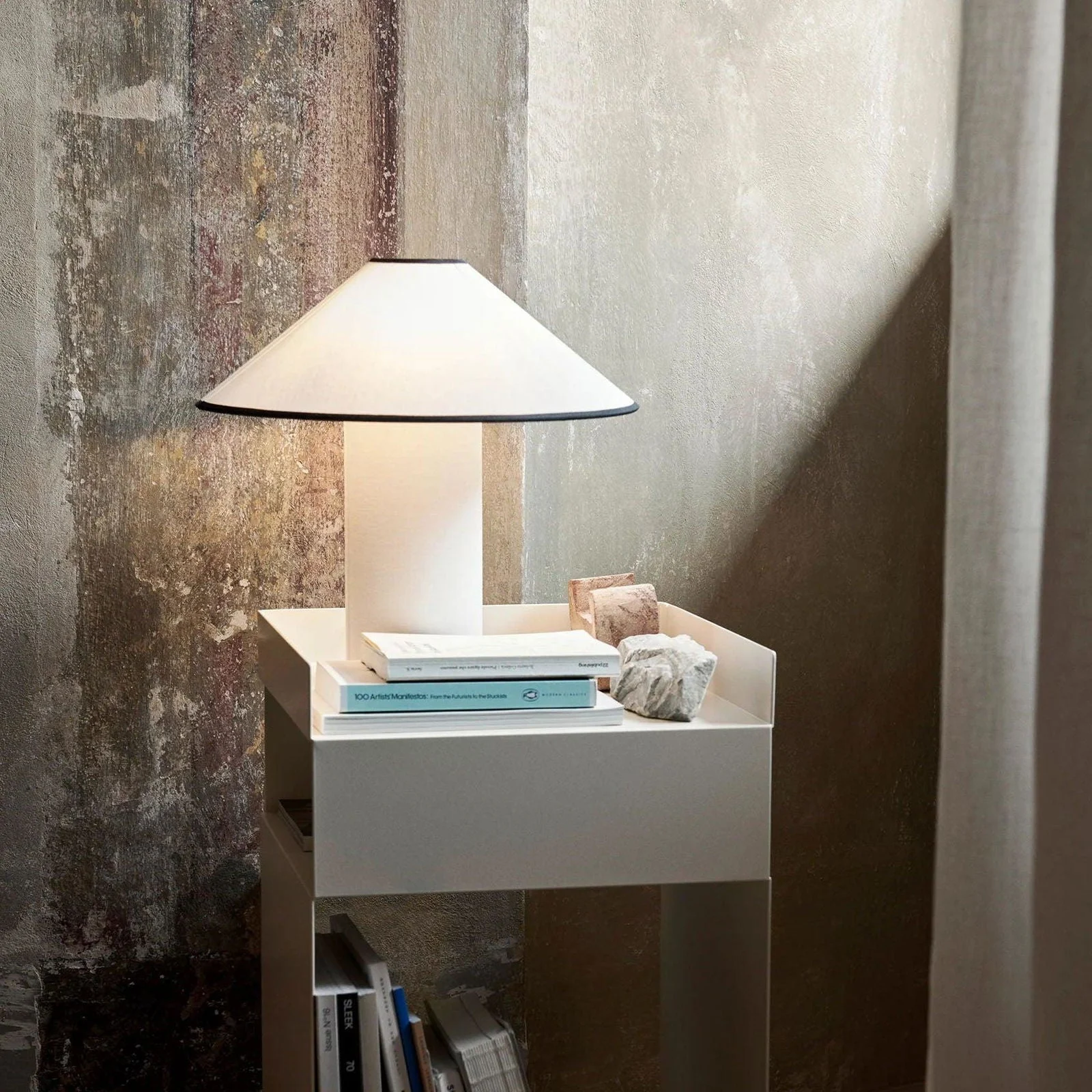 ColletteLuxe_Elegant_Table_Lamp_with_Timeless_Design_-_-_tag1_-4179856 ColletteLuxe™ – Elegant Table Lamp with Timeless Design - - #tag1#