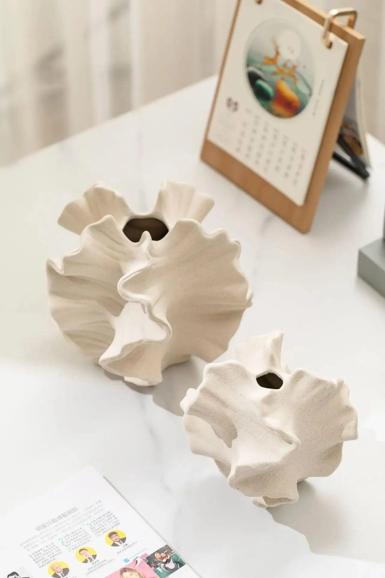 CreaseCraft - Ceramic vase with folds -