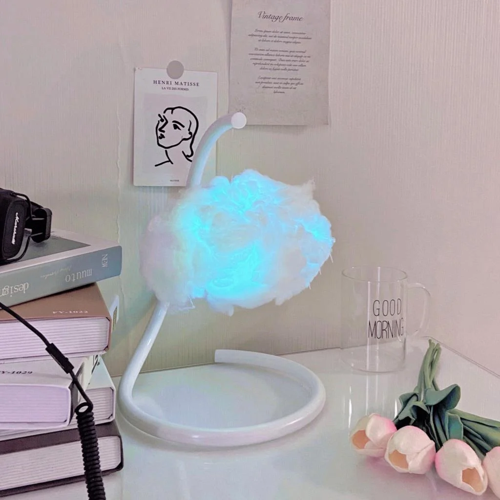 Creative Cloud Table Lamp -