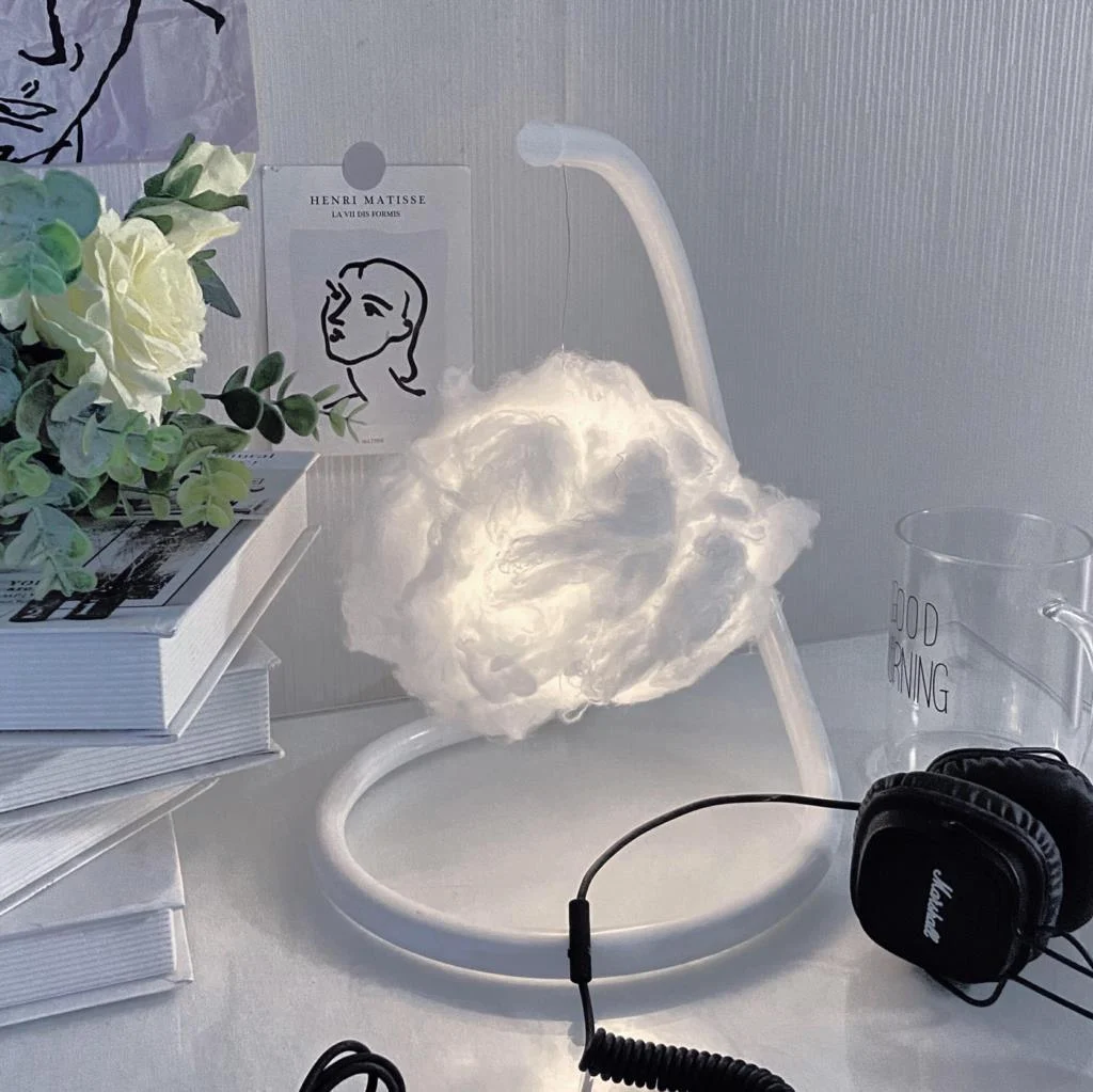 Creative Cloud Table Lamp -
