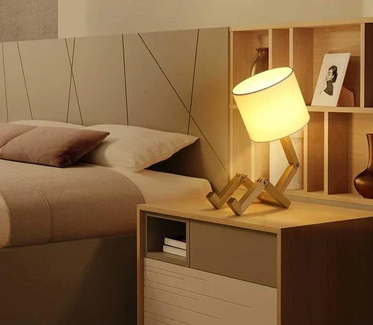 Creative_Small_Wooden_Robot_Lamp_-_-4169864 Creative Small Wooden Robot Lamp -