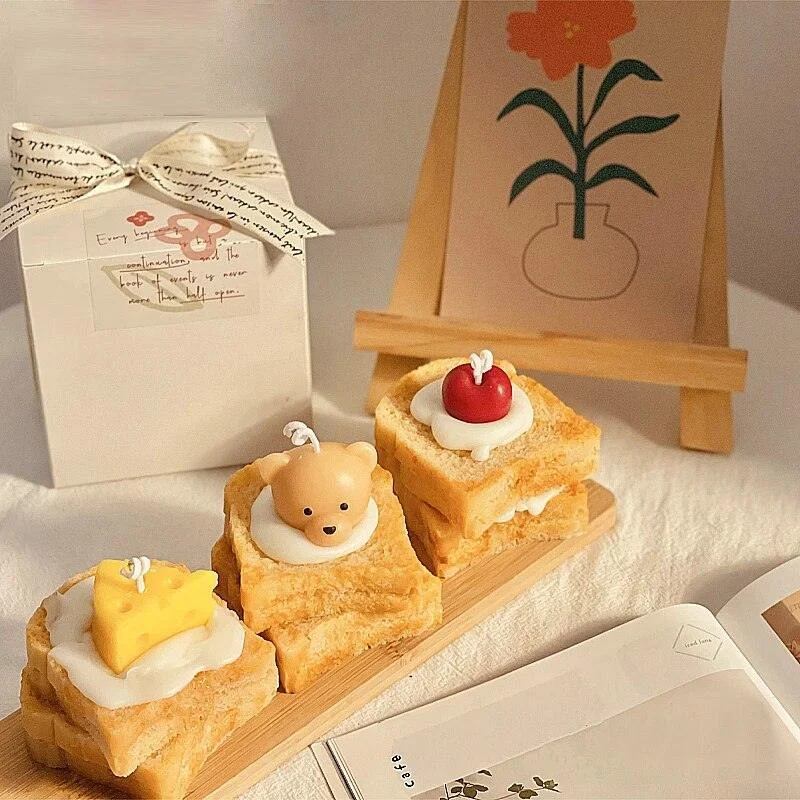 Croissant_Candle_Pastry_Shaped_Candle_-_-4170582 Croissant Candle Pastry Shaped Candle -