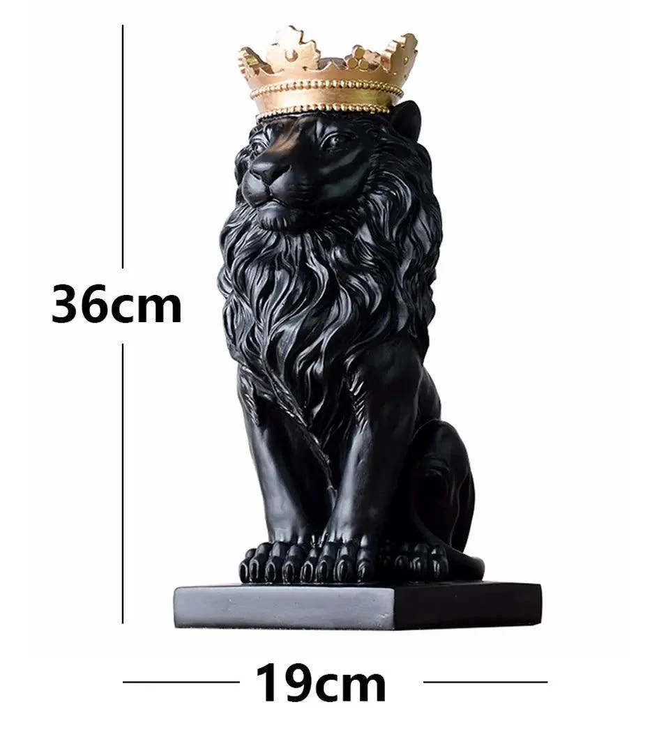 Crowned_Lion_Statue_-_-4170703 Crowned Lion Statue -