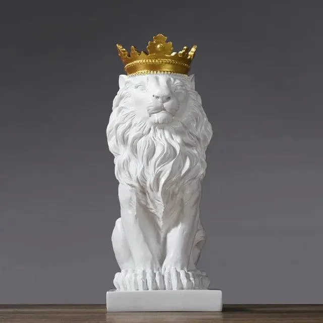 Crowned_Lion_Statue_-_-4170718 Crowned Lion Statue -
