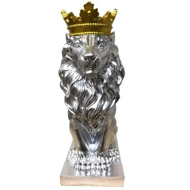 Crowned_Lion_Statue_-_-4170731 Crowned Lion Statue -