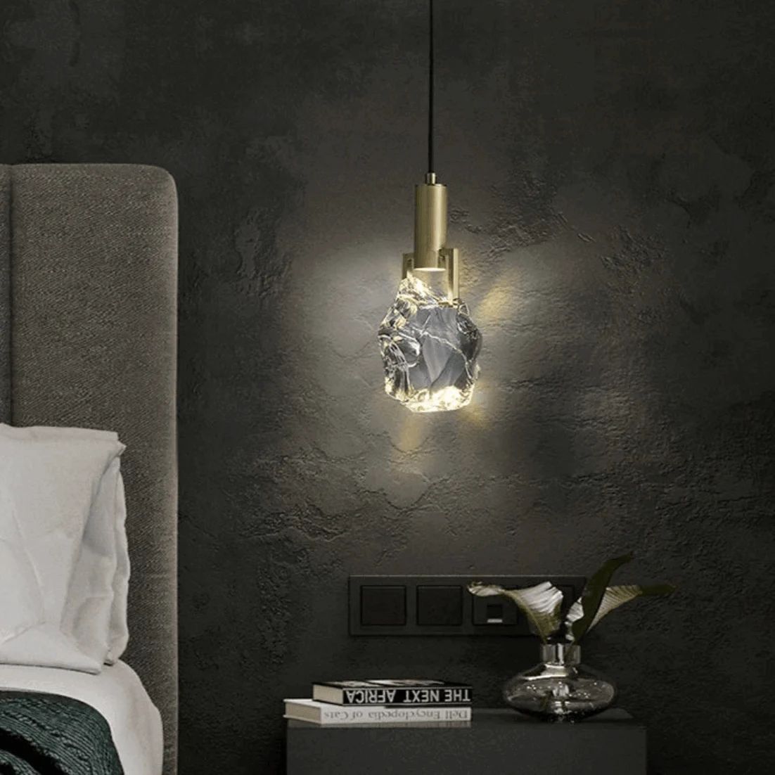 Crystal_Pendant_Light_-_-4171438 Crystal Pendant Light -
