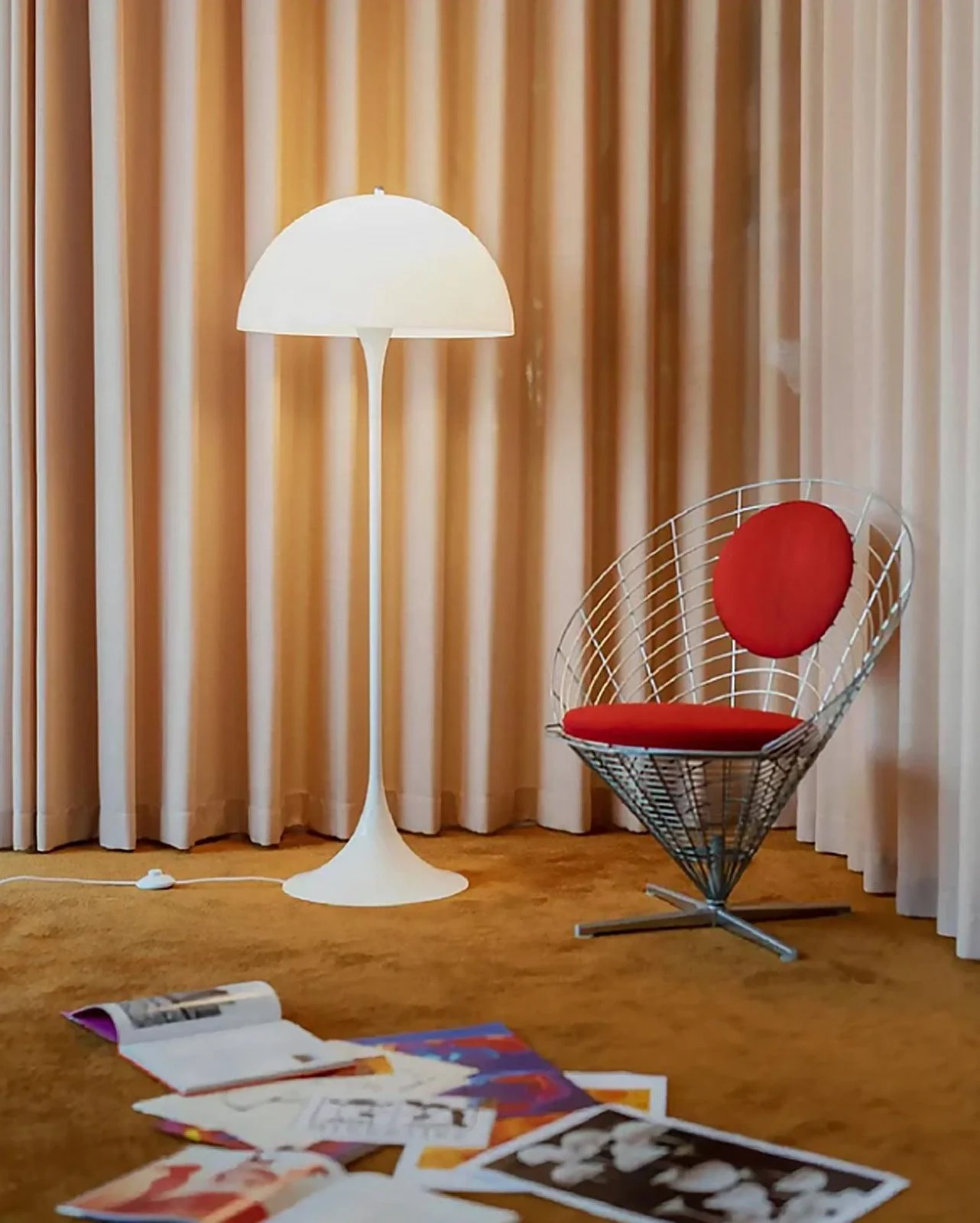 Danish_Mid-Century_Modern_White_Mushroom_Floor_Lamp_-_-4176861 Danish Mid-Century Modern White Mushroom Floor Lamp -