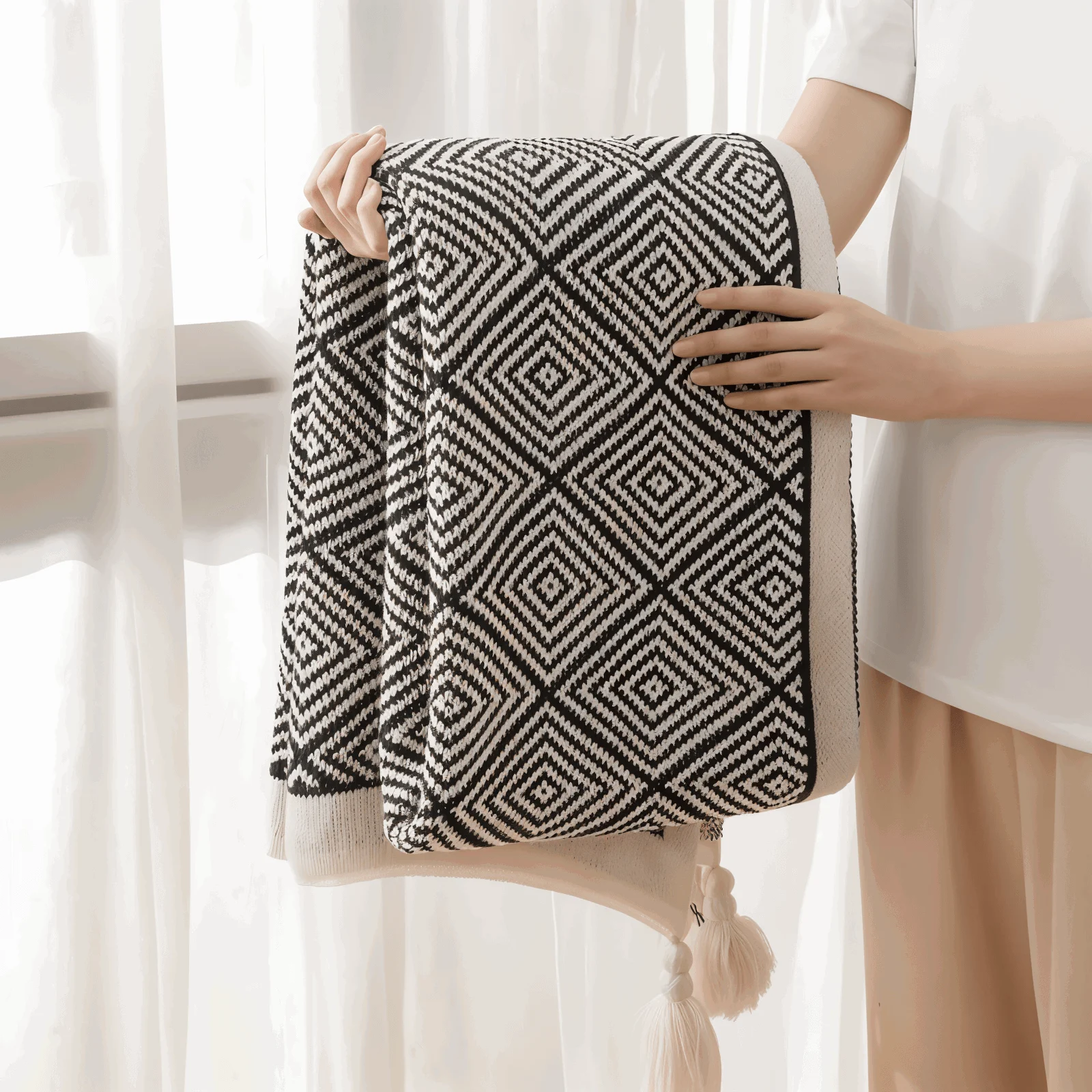DecoDiamond_Plaid_-_Black_White_Geometric_Polyester_Fleece_Blanket_-_-_tag1_-4192287 DecoDiamond Plaid - Black White Geometric Polyester Fleece Blanket - - #tag1#