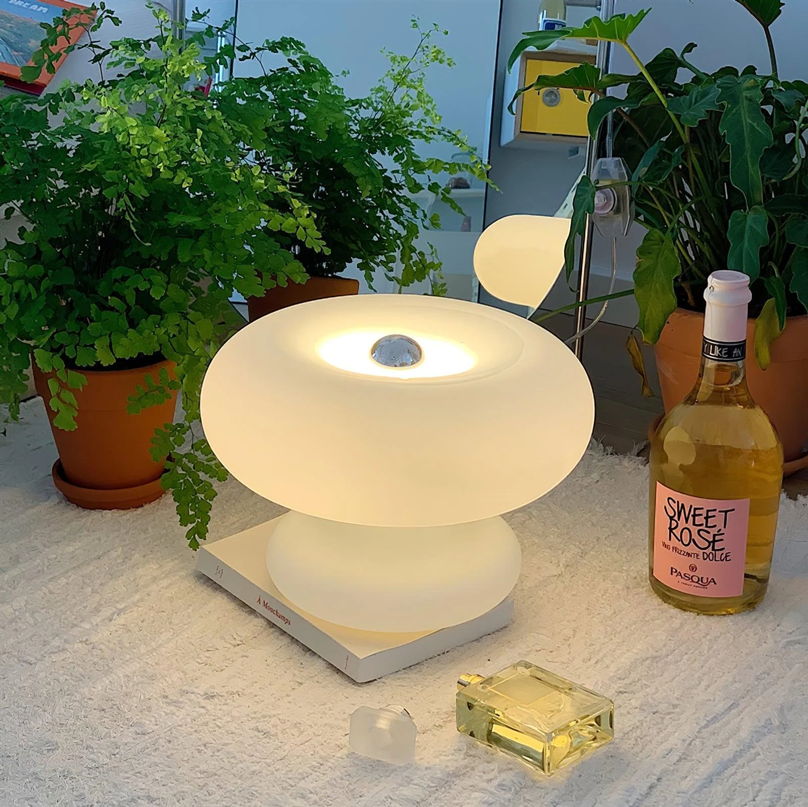 Donut_Table_Lamp_12_81332fc7-8b88-42dc-9bb1-59aabeef1b20 Donut Table Lamp 12 81332fc7 8b88 42dc 9bb1 59aabeef1b20