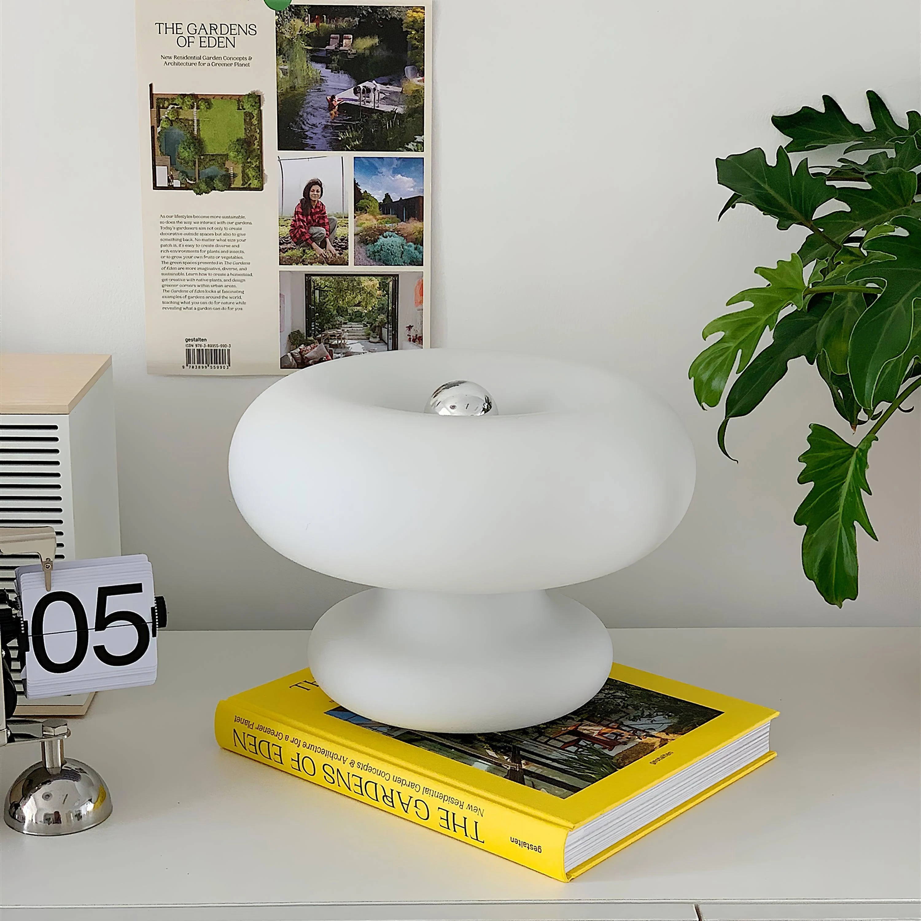 Donut_Table_Lamp_20_c26c2334-e3bf-4848-ad78-4298a5b22b9b Donut Table Lamp 20 C26c2334 E3bf 4848 Ad78 4298a5b22b9b