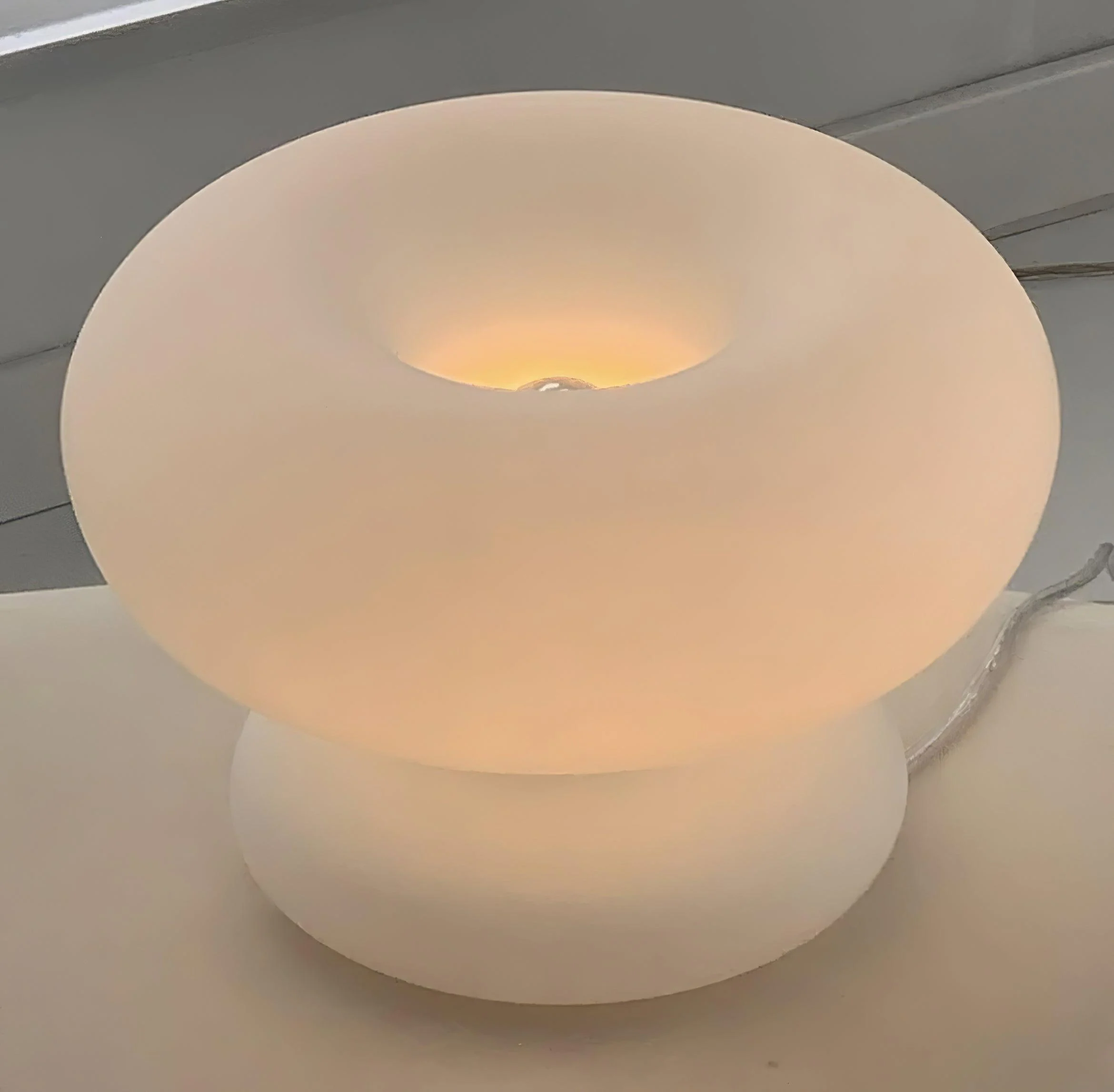 Donut_Table_Lamp_3_010aebc2-edb3-406e-9c3c-3088cc8f8e74 Donut Table Lamp 3 010aebc2 Edb3 406e 9c3c 3088cc8f8e74