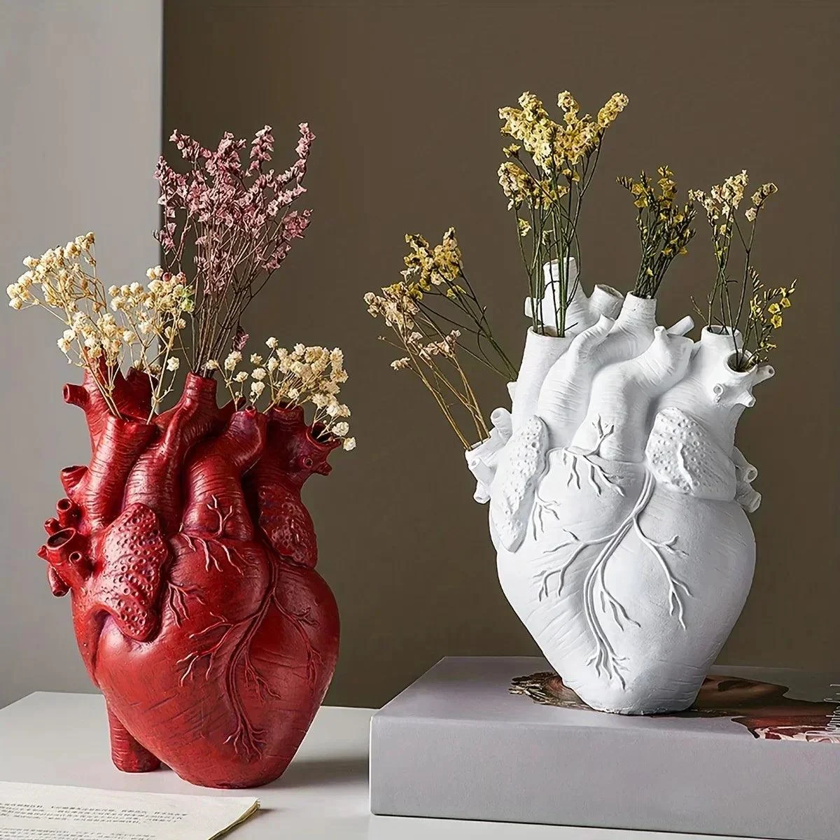 Elvase_-_Heart-shaped_Ceramic_Vase_-_-_tag1_-4214731 Elvase - Heart-shaped Ceramic Vase - - #tag1#