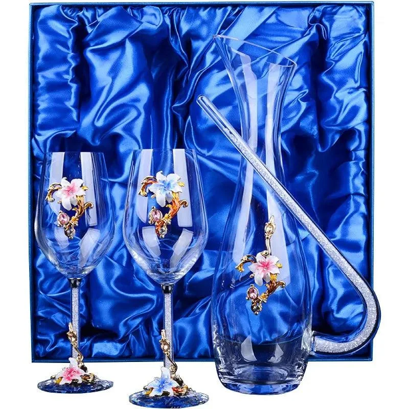 European_Designed_Crystal_Glass_Goblet_and_Decanter_-_-4185084 European Designed Crystal Glass Goblet and Decanter -