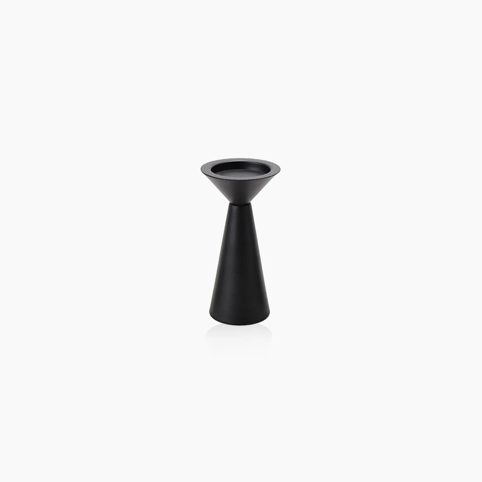 European_Style_Black_Matte_Metal_Candle_Stand_-_-4185503 European Style Black Matte Metal Candle Stand -