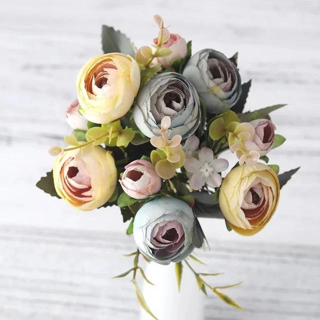 Europese-Vintage-Kunstzijde-Thee-Rose-Bloemen-6-Hoofd-4-Kleine-Bud-Boeket-Bruiloft-Thuis-Retro-Nep.jpg_640x640_1eb524a9-683c-44a7-ba24-0cac32501537 VelvetBloom - Artificial silk flowers - ISTANBULLU LTD