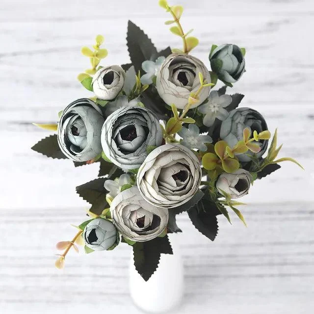 Europese-Vintage-Kunstzijde-Thee-Rose-Bloemen-6-Hoofd-4-Kleine-Bud-Boeket-Bruiloft-Thuis-Retro-Nep.jpg_640x640_d7726d9c-c69a-4a2d-ad2e-9867235167f3 VelvetBloom - Artificial silk flowers - ISTANBULLU LTD