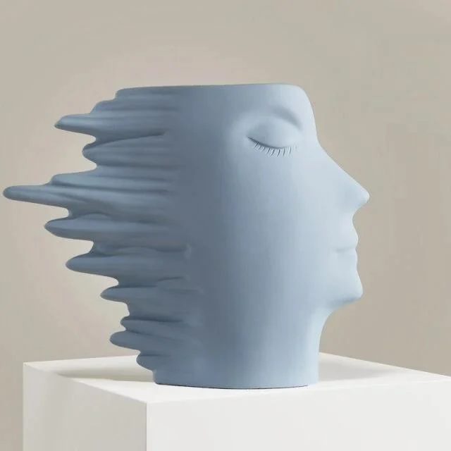 Faces_in_the_Wind_Vase_-_-4187019 Faces in the Wind Vase -