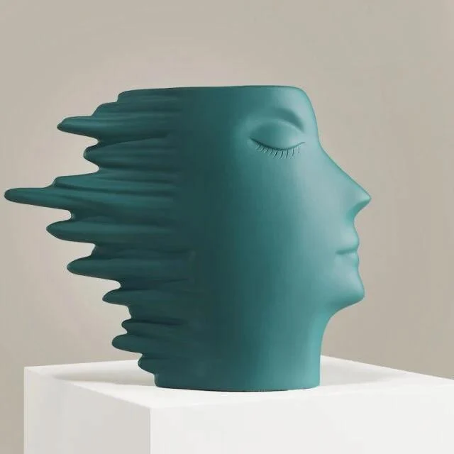 Faces_in_the_Wind_Vase_-_-4187021 Faces in the Wind Vase -