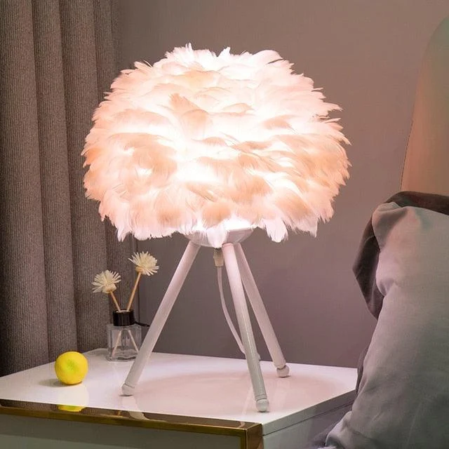 Feather_Table_Lamp_-_-4188193 Feather Table Lamp -